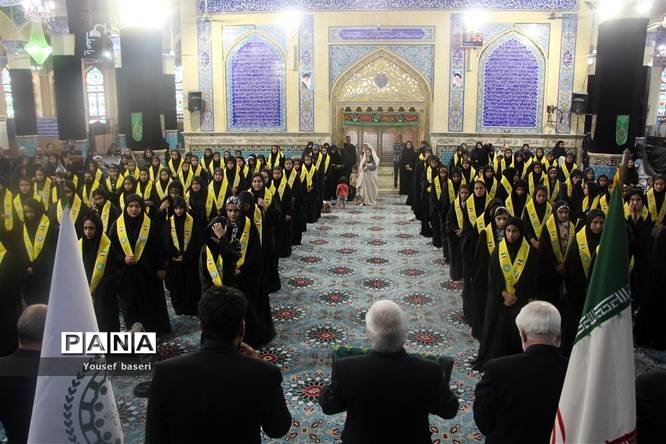 اعزام ۱۲۰ دانشآموز دختر زیارتاولی یزدی به مشهد مقدس