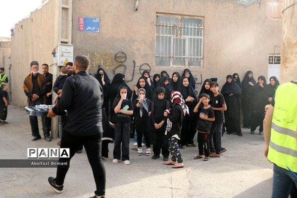 حرکت کاروان اسرا با عنوان «قافله غریبان نینوا» در جمکران