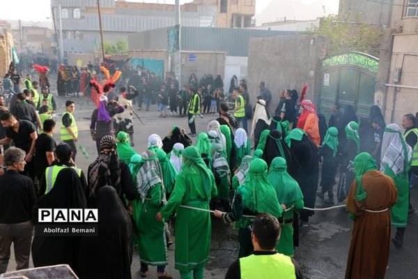 حرکت کاروان اسرا با عنوان «قافله غریبان نینوا» در جمکران