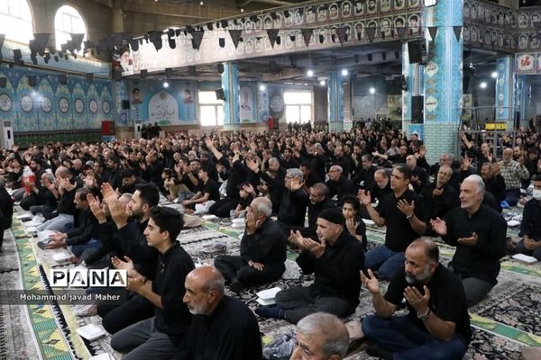 اقامه نماز جمعه عاشورایی در شهرستان قدس