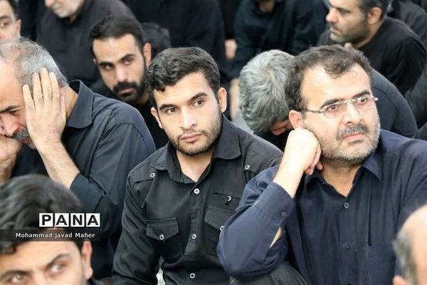 اقامه نماز جمعه عاشورایی در شهرستان قدس