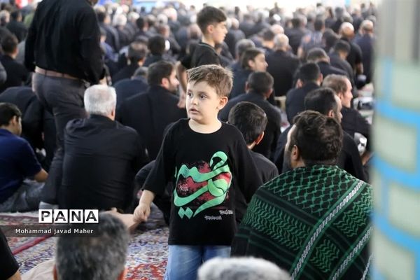 اقامه نماز جمعه عاشورایی در شهرستان قدس