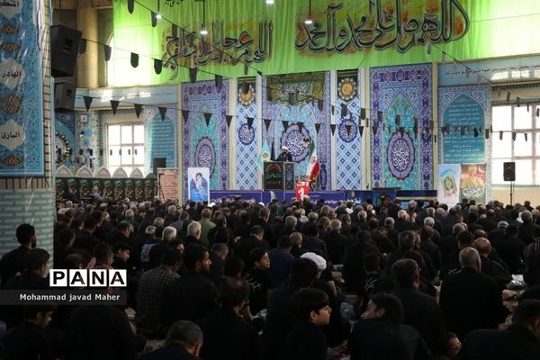 اقامه نماز جمعه عاشورایی در شهرستان قدس