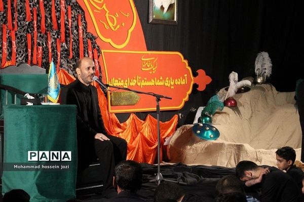 مراسم شام غریبان امام حسین (ع) در مسجد مقدس جمکران