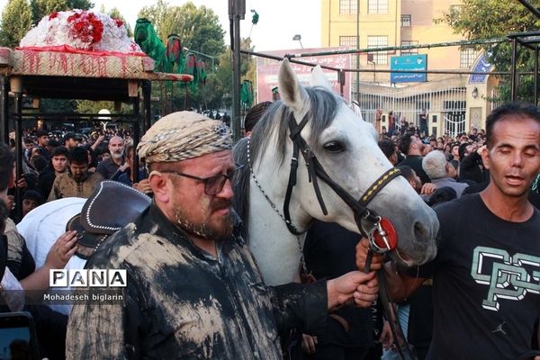 عزاداری کرمانشاهیان در عاشورای حسینی