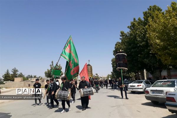 سوگواری ایام عزاداری حسین (ع) در قادرآباد فارس