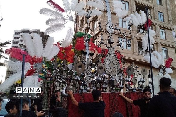 مراسم عزاداری روز سوم شهادت امام‌حسین(ع)‌ در رودهن