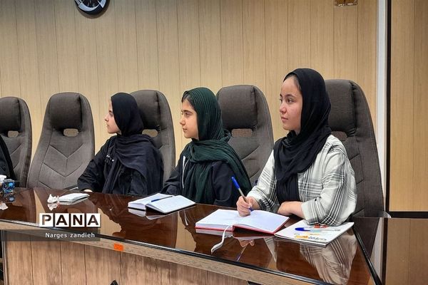برگزاری کارگاه علمی فن بیان ویژه دانش‌آموزان در ملارد