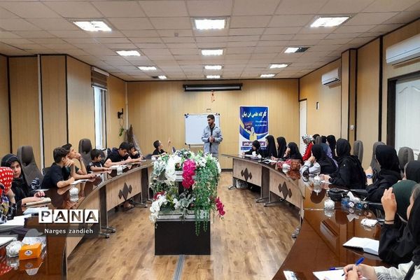 برگزاری کارگاه علمی فن بیان ویژه دانش‌آموزان در ملارد