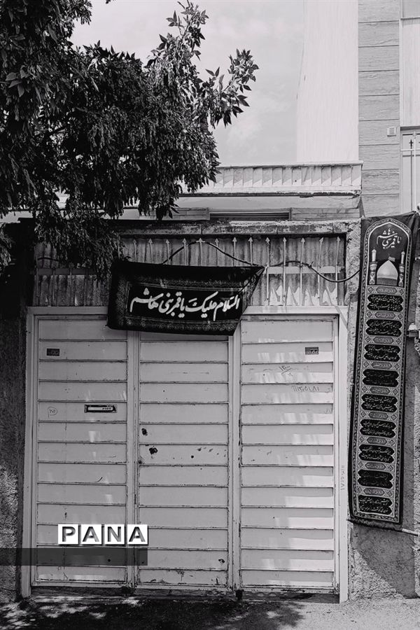 سردرهای سیاه‌پوش کوچه‌های زنجان