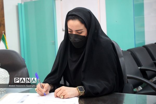 جلسه مجازی مدیران مدارس‌ دشتستان با موضوع ثبت‌نام پایه اول ابتدایی