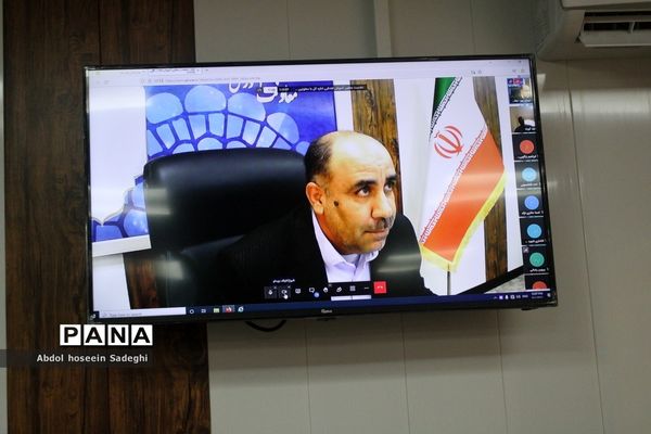 جلسه مجازی مدیران مدارس‌ دشتستان با موضوع ثبت‌نام پایه اول ابتدایی