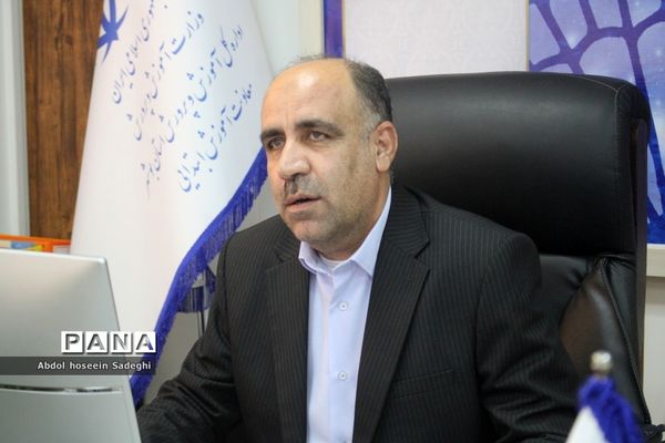 جلسه مجازی مدیران مدارس‌ دشتستان با موضوع ثبت‌نام پایه اول ابتدایی