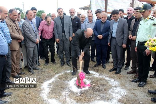 کلنگ زنی مدرسه ۶ کلاسه شهید زاهدی در گلوگاه