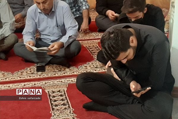 برگزاری مراسم زیارت عاشورا در آموزش و پرورش رودهن