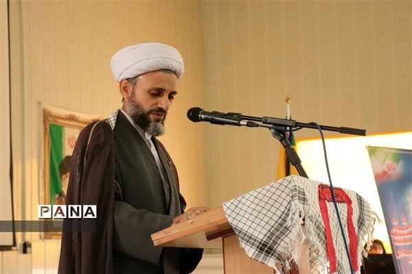 رویداد ملی چفیه‌های بهشتی در مدارس غیردولتی شهرستان امیدیه