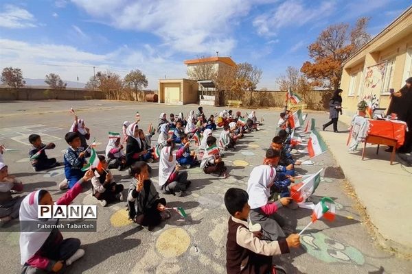 گرامیداشت هفته بسیج دانش‌آموزی در شهرستان فراهان