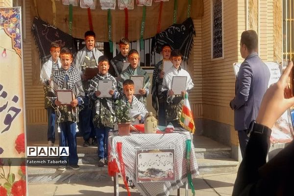 گرامیداشت هفته بسیج دانش‌آموزی در شهرستان فراهان