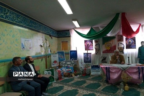 برگزاری رویداد مدرسه‌ای نوجهان در دبیرستان هفده شهریور شهرستان فیروزکوه