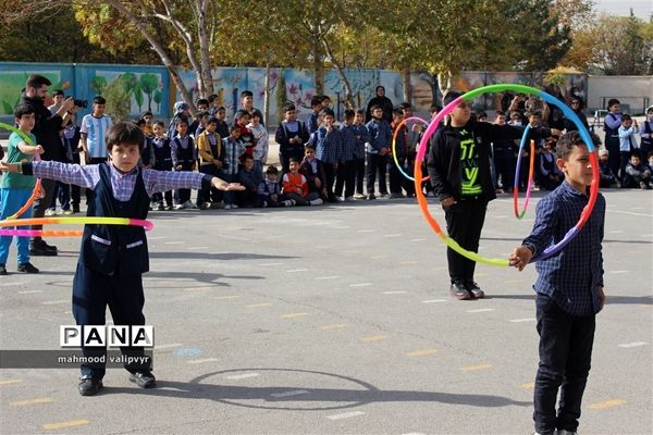 برگزاری المپیاد ورزشی درون مدرسه‌ای در دبستان شهید صفوی استان قزوین