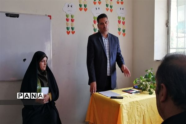 گردهمایی معاونین پرورشی در کانون ولیعصر ناحیه 7مشهد مقدس