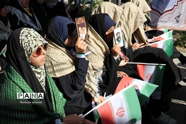 بزرگداشت روز سازمان بسیج دانش‌آموزی و افتتاحیه اردوهای راهیان‌نور