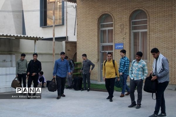 اعزام دانش‌آموزان عضو تشکل‌های دانش‌آموزی استان بوشهربه دیدار مقام معظم رهبری