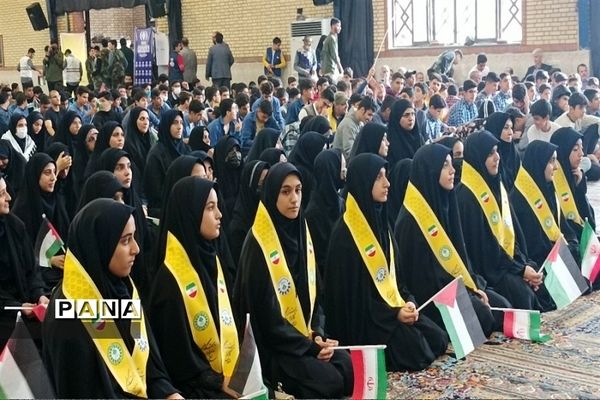 همایش گرامیداشت شهادت شهید حسین فهمیده در کرج