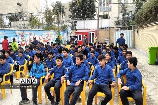 رویداد ملی چفیه‌های بهشتی در دبیرستان راه روشن ملارد
