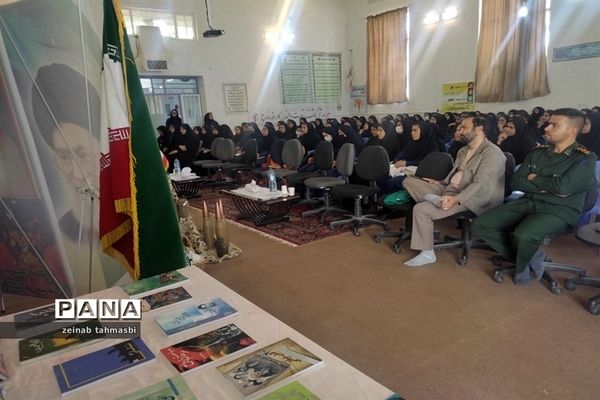 برگزاری یادواره شهدای دانش‌آموز شهرستان سروستان