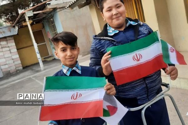 هفته بسیج دانش‌آموزی در دبستان شهدای کریتون ۲ رودهن