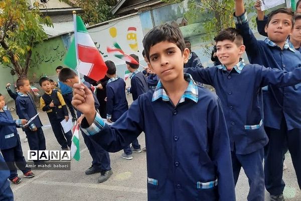هفته بسیج دانش‌آموزی در دبستان شهدای کریتون ۲ رودهن