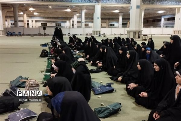 حضور دانش‌آموزان در مصلی امام خمینی( ره)