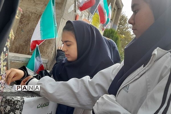 انتخابات شورای دانش‌آموزی در مدارس  رودهن