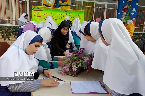 انتخابات شورای دانش‌آموزی در مدارس شهرستان آباده