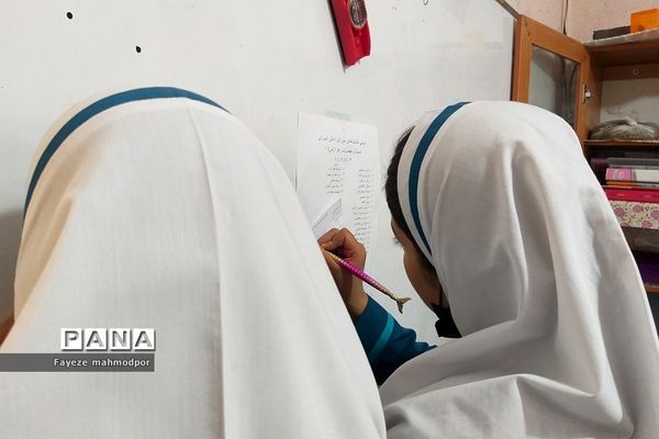 انتخابات شورای دانش‌آموزی در دو مدرسه کوثر و حضرت زهرا(س)‌یک رودهن