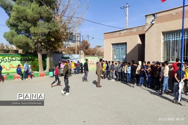 انتخابات شورای دانش‌آموزی در دبستان پسرانه سلمان‌فارسی شهرستان شیروان