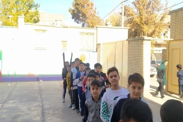 انتخابات شورای دانش‌آموزی مدرسه معلم دوره دوم