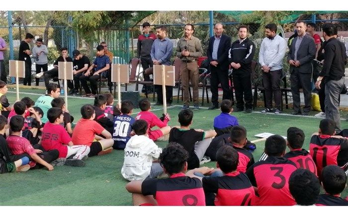 آیین افتتاحیه مسابقات مینی فوتبال دانش‌آموزی جام شهید عاملو /فیلم