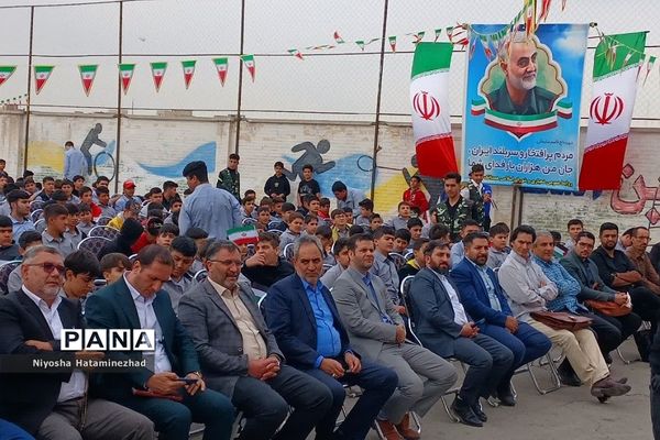 یادواره شهدای دانش‌آموزی در همدانک شهرستان بهارستان