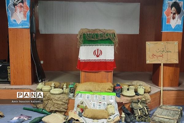 یادواره شهدای دانش‌آموز در  هنرستان  پسرانه سما رودهن