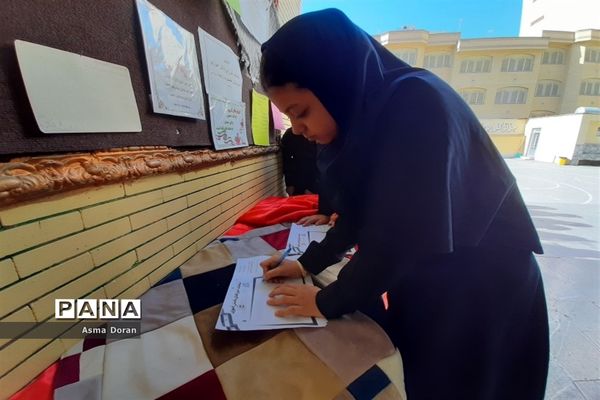 انتخابات شورای دانش‌آموزی در دبیرستان حضرت زینب(س) ناحیه سه