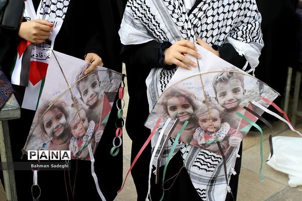 پویش  دانش‌آموزی پرواز بادبادک‌ها برای کودکان غزه