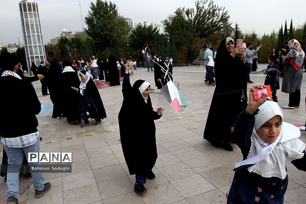 پویش  دانش‌آموزی پرواز بادبادک‌ها برای کودکان غزه