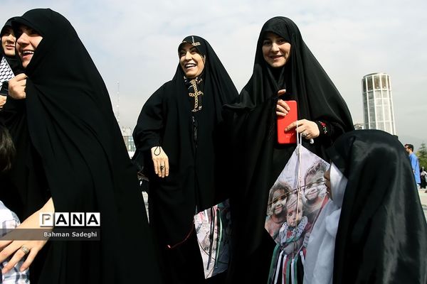 پویش  دانش‌آموزی پرواز بادبادک‌ها برای کودکان غزه