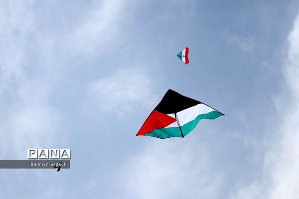 پویش  دانش‌آموزی پرواز بادبادک‌ها برای کودکان غزه