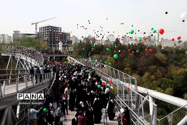 پویش  دانش‌آموزی پرواز بادبادک‌ها برای کودکان غزه