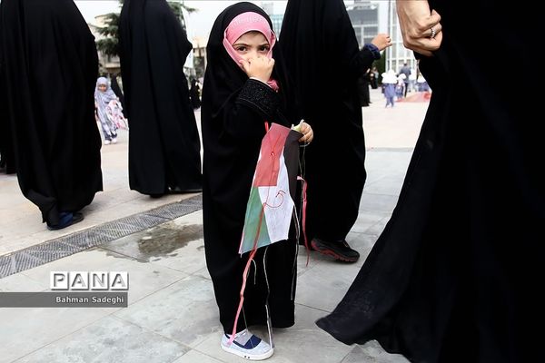 پویش  دانش‌آموزی پرواز بادبادک‌ها برای کودکان غزه
