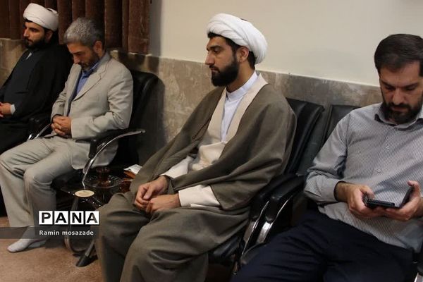 کمیته همکاری حوزه‌های علمیه و آموزش و پرورش در دفتر امام‌جمعه رودهن