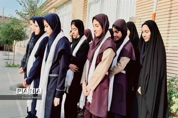 همایش نوجهان در دبیرستان دخترانه رفعت شهرستان کاشمر